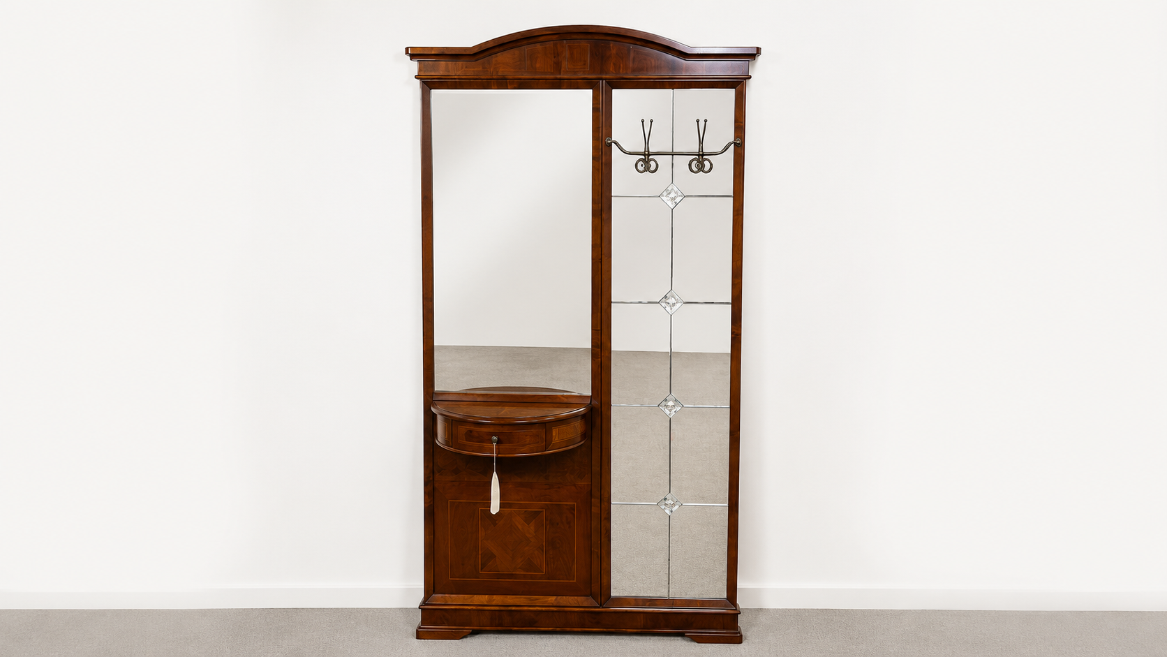 Mobile Ingresso Fugipe con Specchiera in Legno – Design Classico