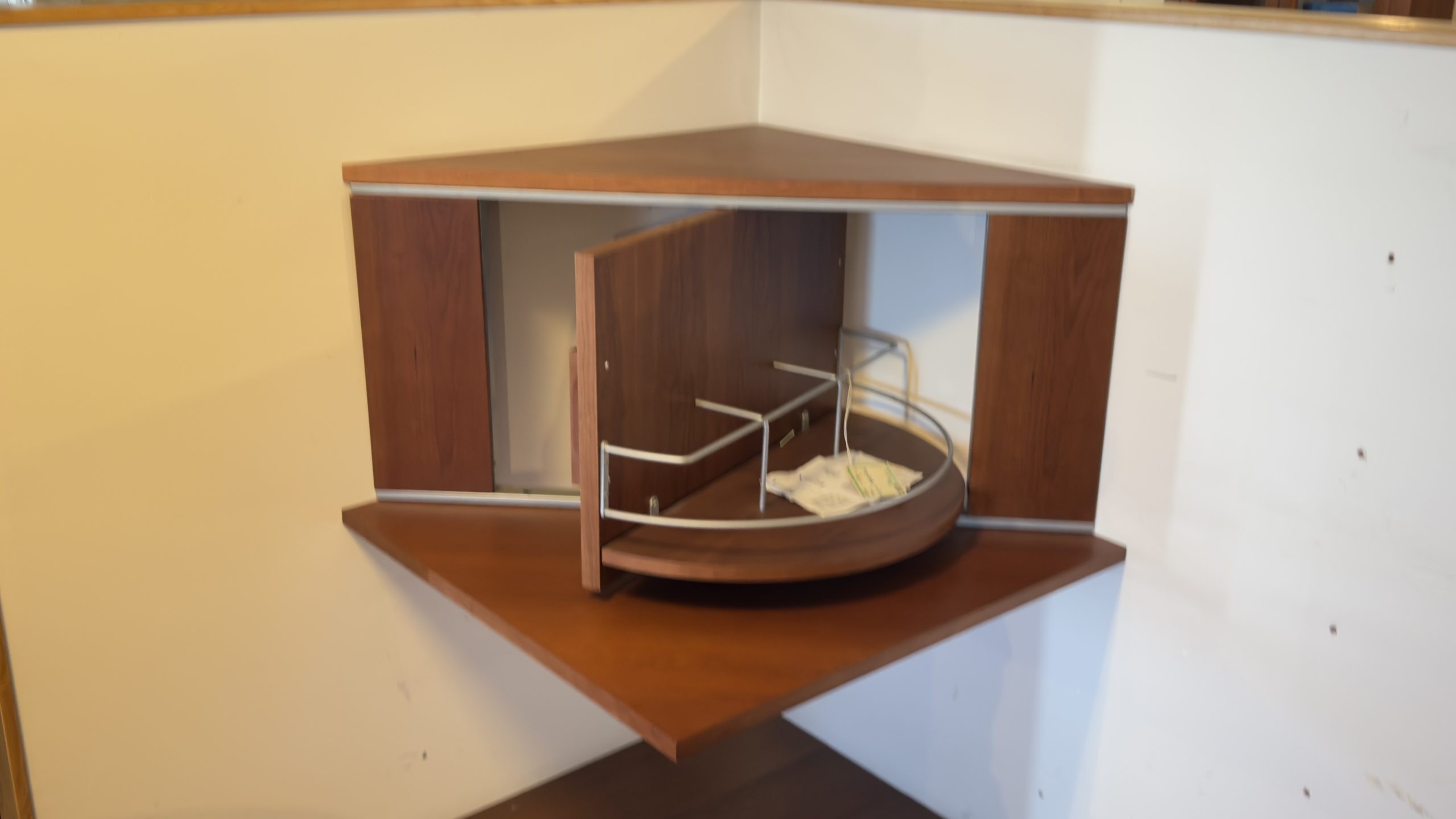 Rizza – Mobile Angolo Bar